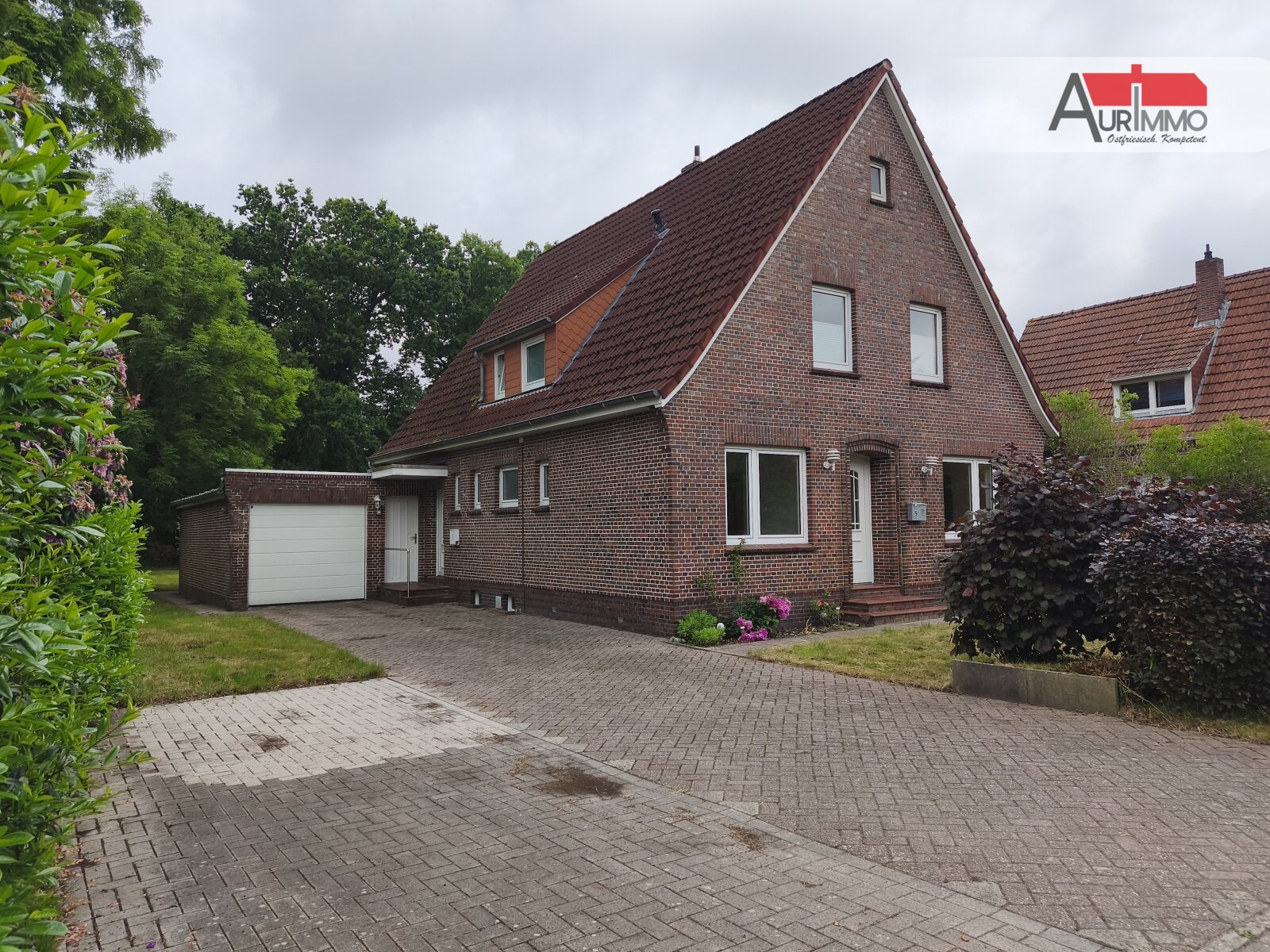 Erdgeschosswohnung in einem ZFH in Aurich Haxtum