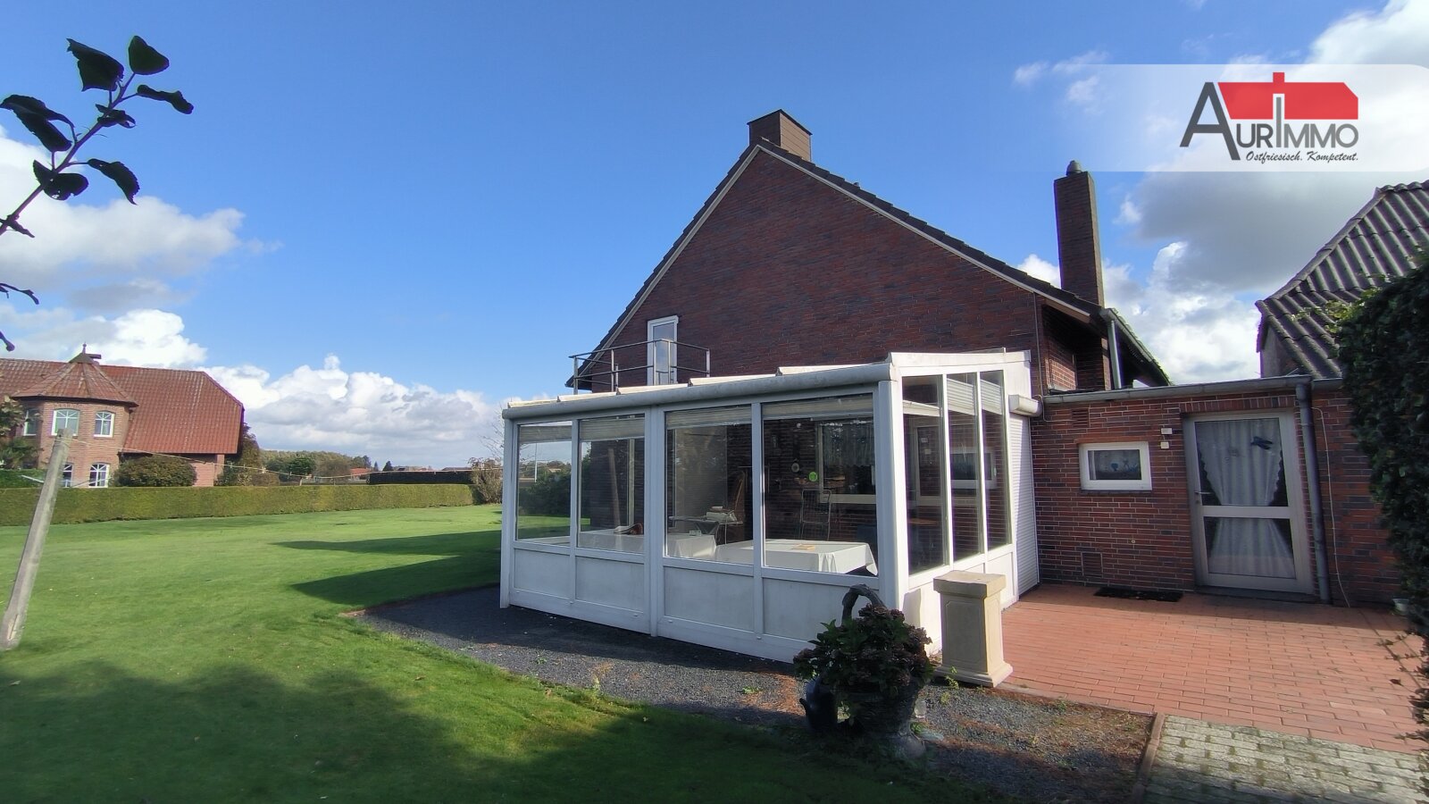 Ehemalige Hofstelle mit Wohnhaus, Scheune u. Bauplatz