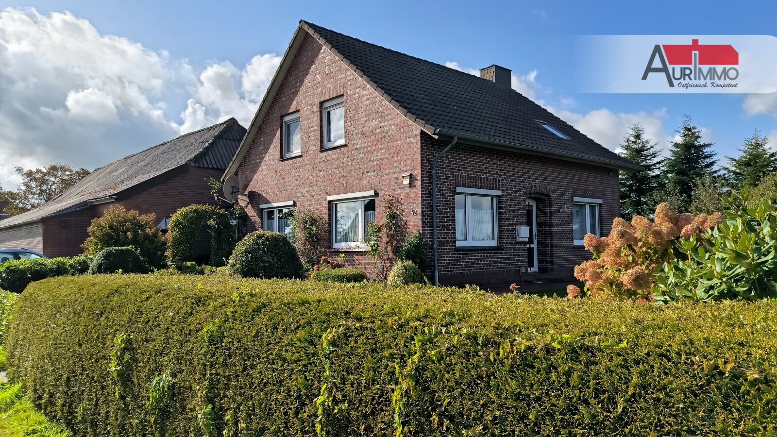 Ehemalige Hofstelle mit Wohnhaus, Scheune u. Bauplatz