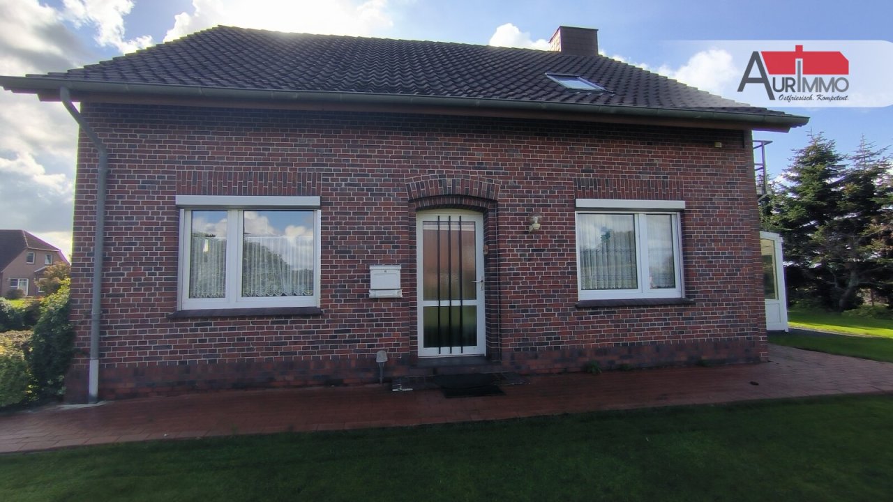 Hausfront Eingangsbereich Hausfront Eingangsbereich