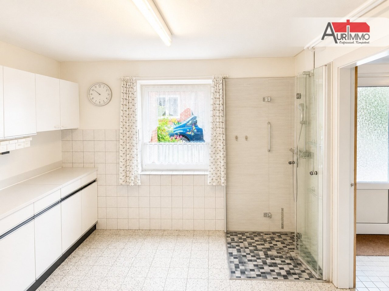 HWR mit Dusche HWR mit Dusche