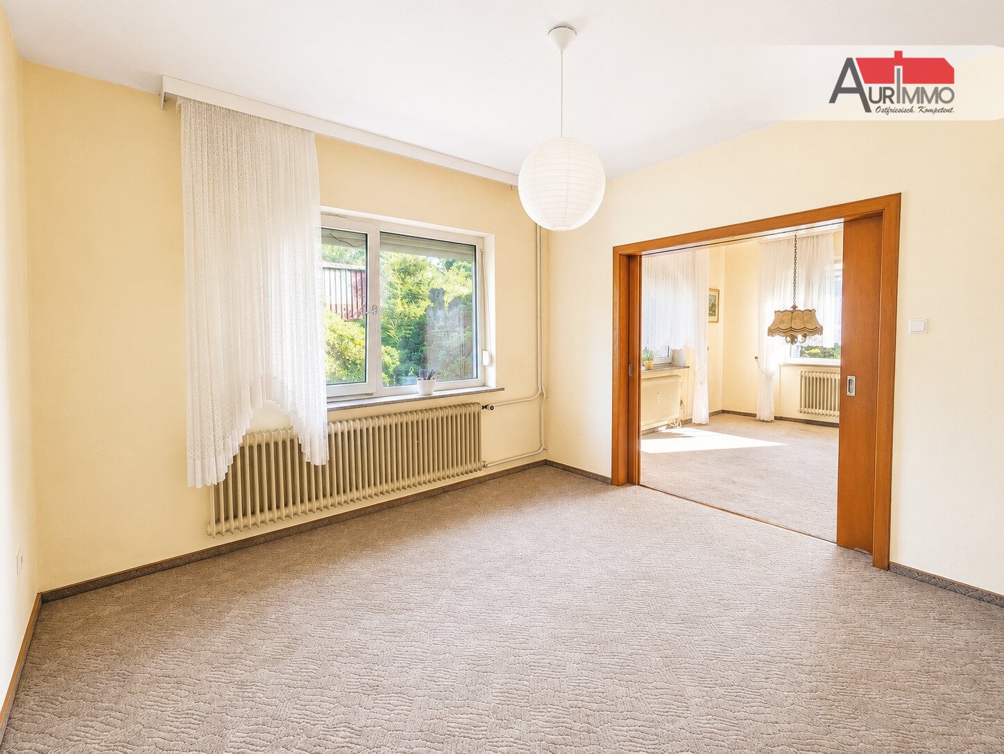 Ansicht Wohnzimmer zum Esszimmer Ansicht Wohnzimmer zum Esszimmer