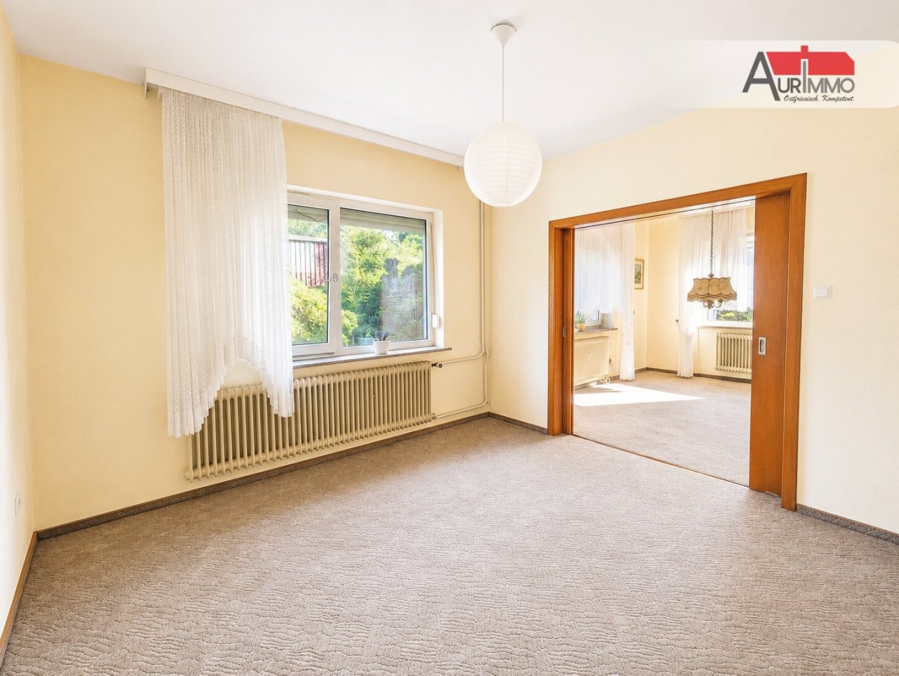 Ansicht Wohnzimmer zum Esszimmer Ansicht Wohnzimmer zum Esszimmer